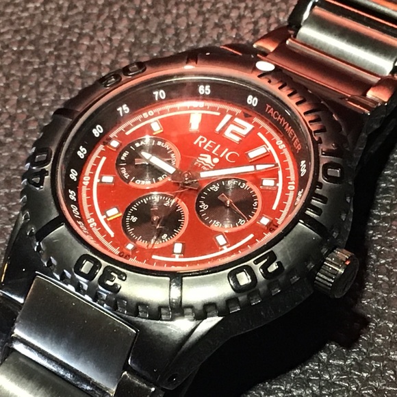 RARE RED RELIC - Picture 7 of 8